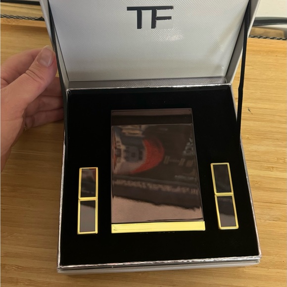 TOM FORD Set NIB NEW IN BOX Perfect For Gifting - Picture 3 of 8